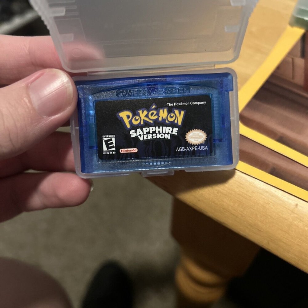 Pokemon Sapphire GBA